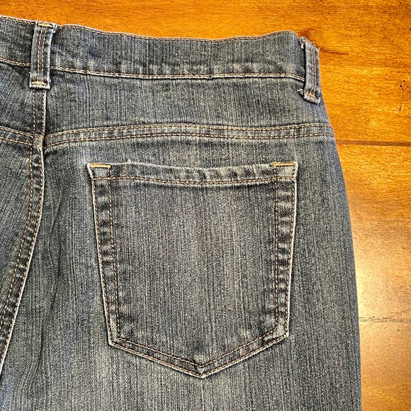 Gloria Vanderbilt Amanda Jeans Women's Sz 12 Denim Stretch Straight Leg S944-210 - Picture 7 of 10